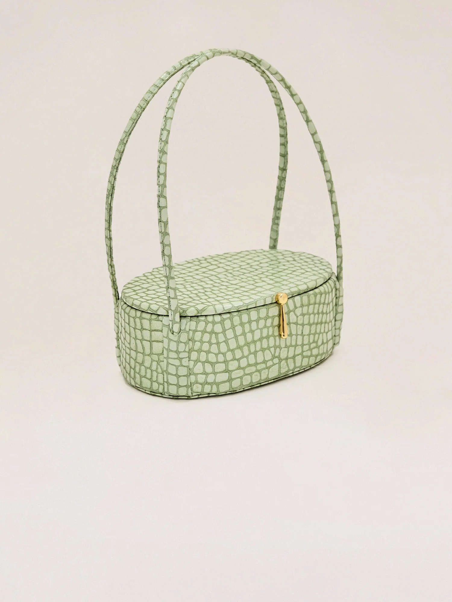 Constance - Image 2