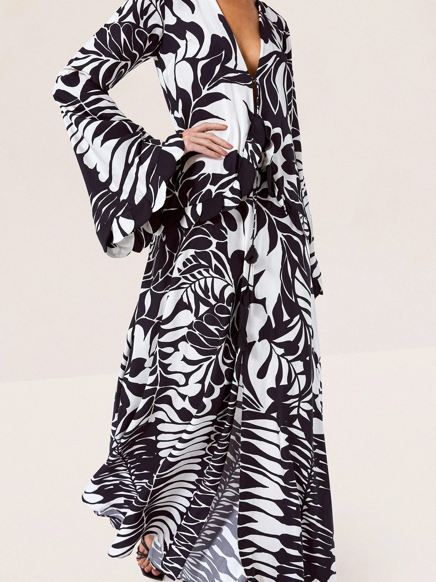 Melfi Robe - Image 3