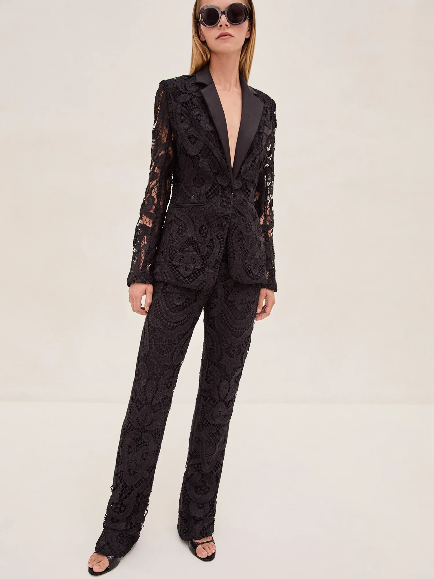 Lowel Jacket - Image 2